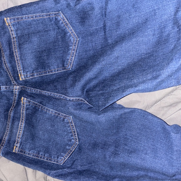 NWT Abercrombie ultra high rise 90s jeans - Picture 4 of 4